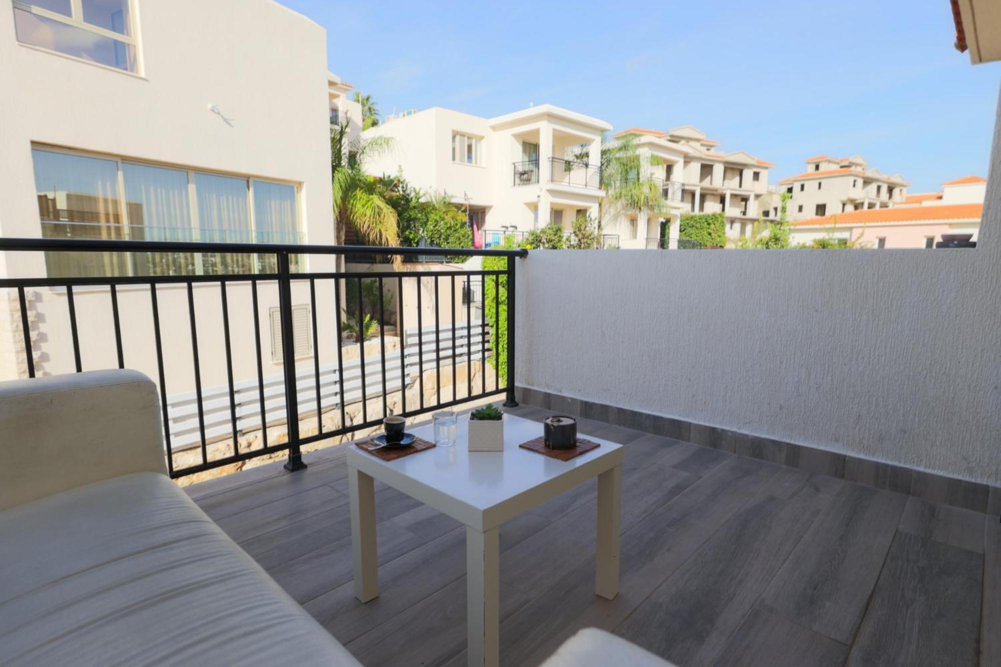 KoniaEden Blue-Horizon 1B, Paphos, Sea View, Poolアパートメント エクステリア 写真